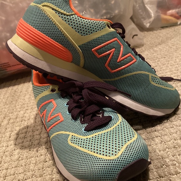 NEW BALANCE WOVEN SNEAKER X REVOLVE - Picture 4 of 4